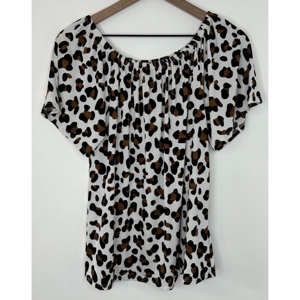 Heimish U.S.A Blouse Women Medium Leopard Print Off The Shoulder
